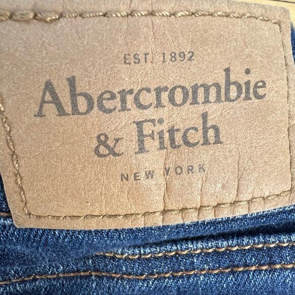 Abercrombie & Fitch Women's Jean Boyfriend Shorts Size 2 Summer Essentials - Picture 6 of 13